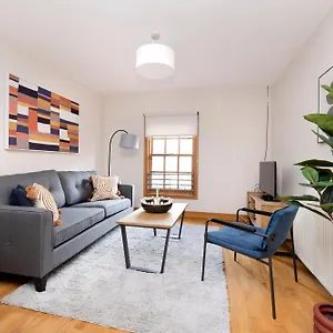 Joivy Bright And Cosy Flat Near The Scotland Gallery Apartment