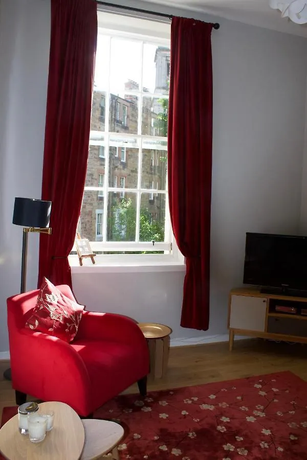 Lovely 1 Bed Flat In Stockbridge, Near Edinburghs City Centre